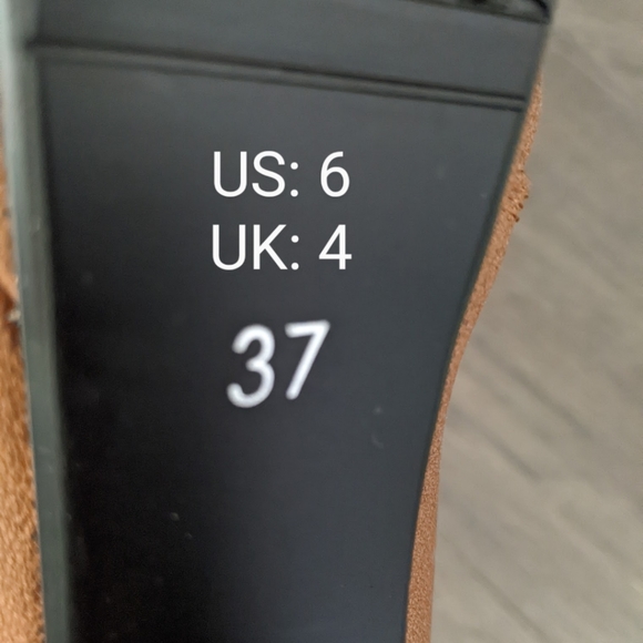 Brown Lace-up Front, Mid-Calf Platform Heeled Round Toe Water Resistant Booties - Picture 4 of 9